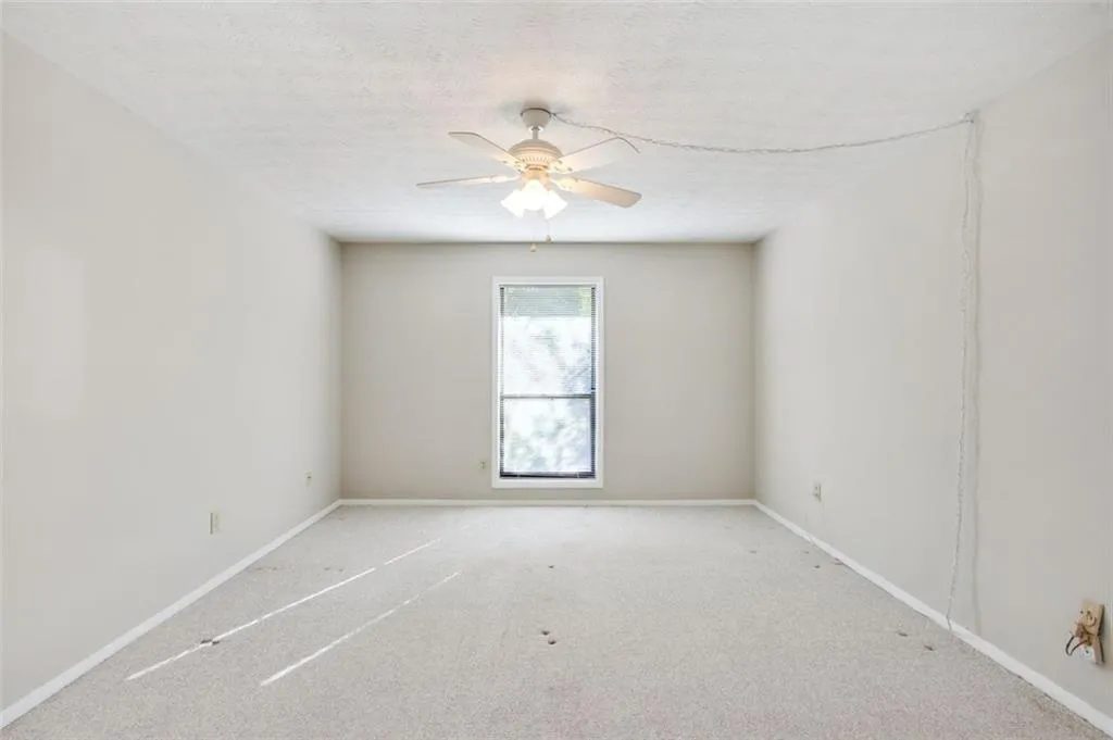 806 Woodcliff Drive, Atlanta, Georgia 30350, 2 Bedrooms Bedrooms, ,1 BathroomBathrooms,Residential,Sold,806 Woodcliff Drive,6958647