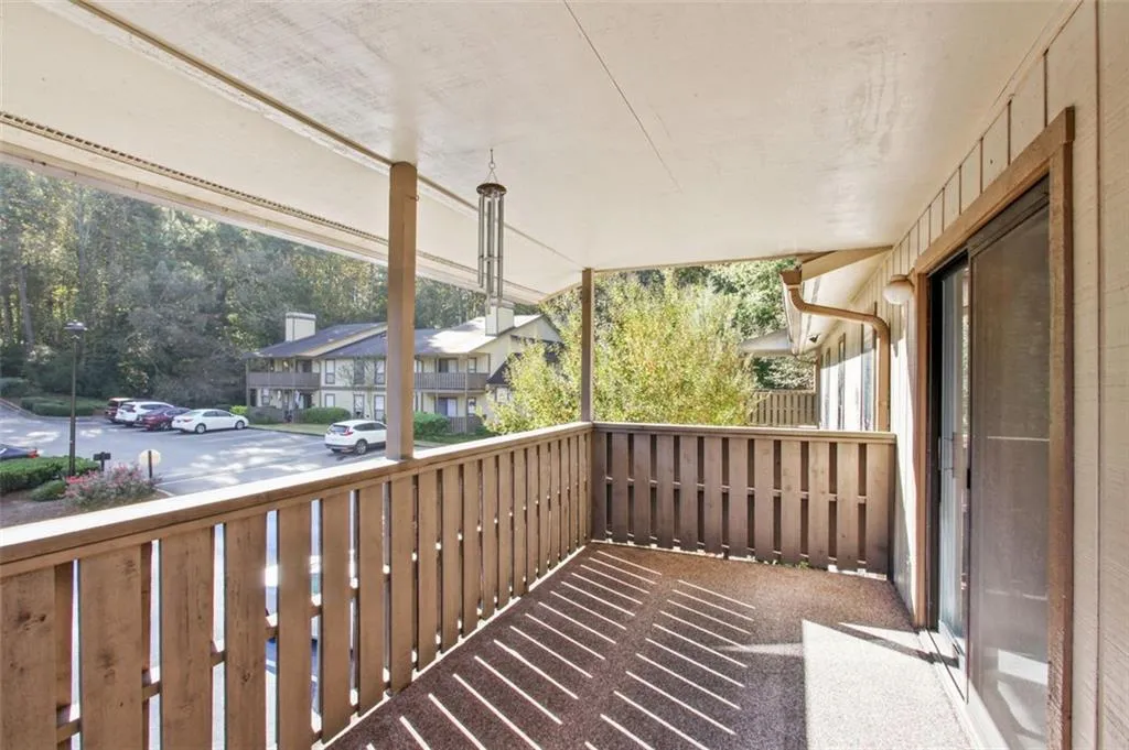 806 Woodcliff Drive, Atlanta, Georgia 30350, 2 Bedrooms Bedrooms, ,1 BathroomBathrooms,Residential,Sold,806 Woodcliff Drive,6958647