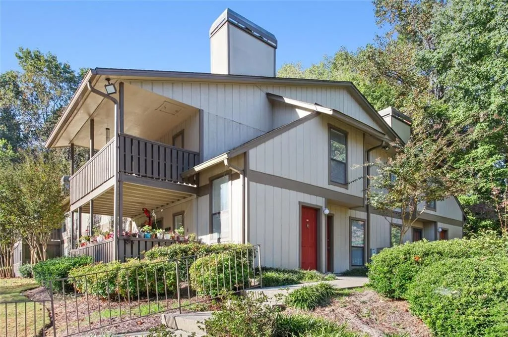 806 Woodcliff Drive, Atlanta, Georgia 30350, 2 Bedrooms Bedrooms, ,1 BathroomBathrooms,Residential,Sold,806 Woodcliff Drive,6958647