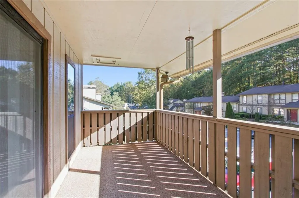 806 Woodcliff Drive, Atlanta, Georgia 30350, 2 Bedrooms Bedrooms, ,1 BathroomBathrooms,Residential,Sold,806 Woodcliff Drive,6958647