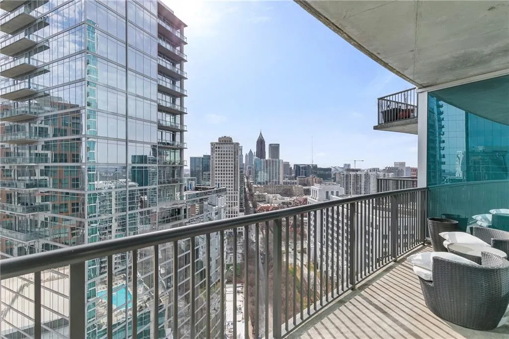 1080 Peachtree Street Unit 2406, Atlanta, Georgia 30309, 1 Bedroom Bedrooms, ,1 BathroomBathrooms,Residential,For Sale,1080 Peachtree Street Unit 2406,7518860