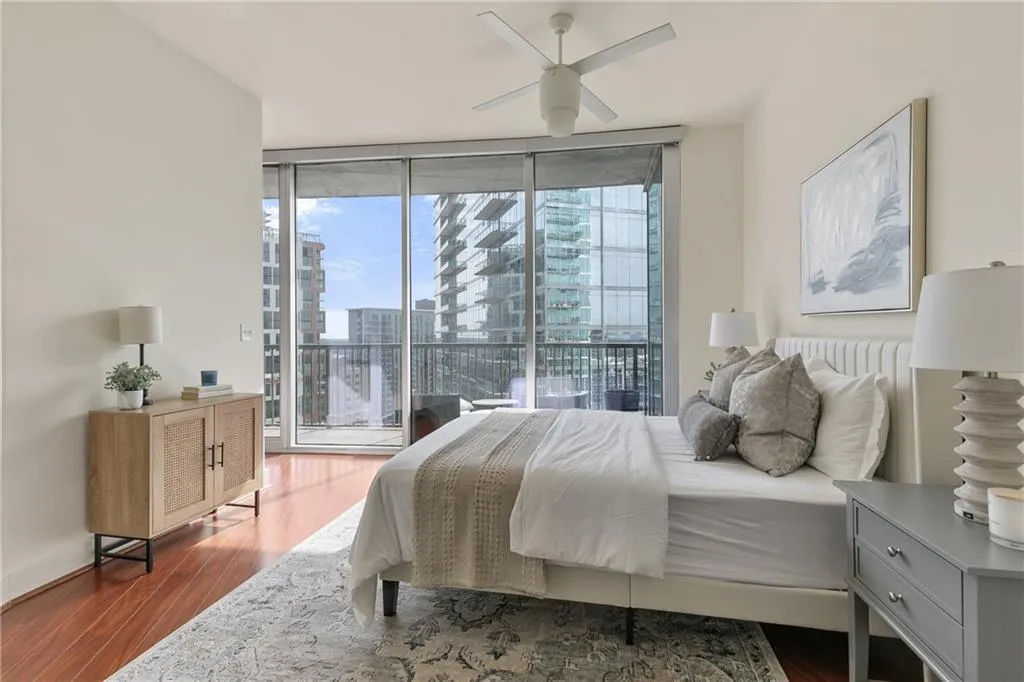 1080 Peachtree Street Unit 2406, Atlanta, Georgia 30309, 1 Bedroom Bedrooms, ,1 BathroomBathrooms,Residential,For Sale,1080 Peachtree Street Unit 2406,7518860