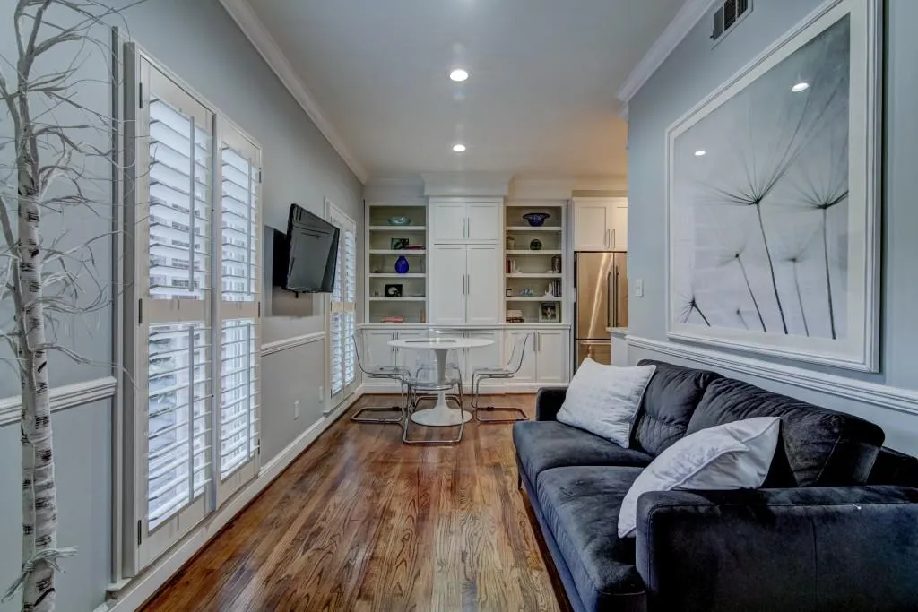 5233 Glenridge Drive Ne, Atlanta, Georgia 30342, 3 Bedrooms Bedrooms, ,2 BathroomsBathrooms,Residential,Sold,5233 Glenridge Drive Ne,5962714