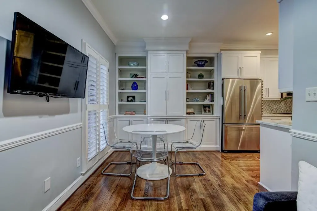 5233 Glenridge Drive Ne, Atlanta, Georgia 30342, 3 Bedrooms Bedrooms, ,2 BathroomsBathrooms,Residential,Sold,5233 Glenridge Drive Ne,5962714