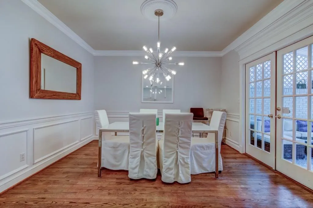 5233 Glenridge Drive Ne, Atlanta, Georgia 30342, 3 Bedrooms Bedrooms, ,2 BathroomsBathrooms,Residential,Sold,5233 Glenridge Drive Ne,5962714