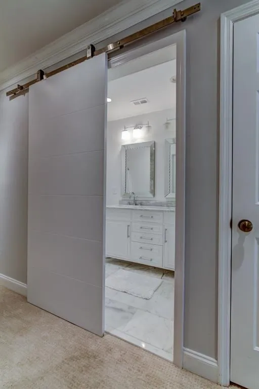 5233 Glenridge Drive Ne, Atlanta, Georgia 30342, 3 Bedrooms Bedrooms, ,2 BathroomsBathrooms,Residential,Sold,5233 Glenridge Drive Ne,5962714