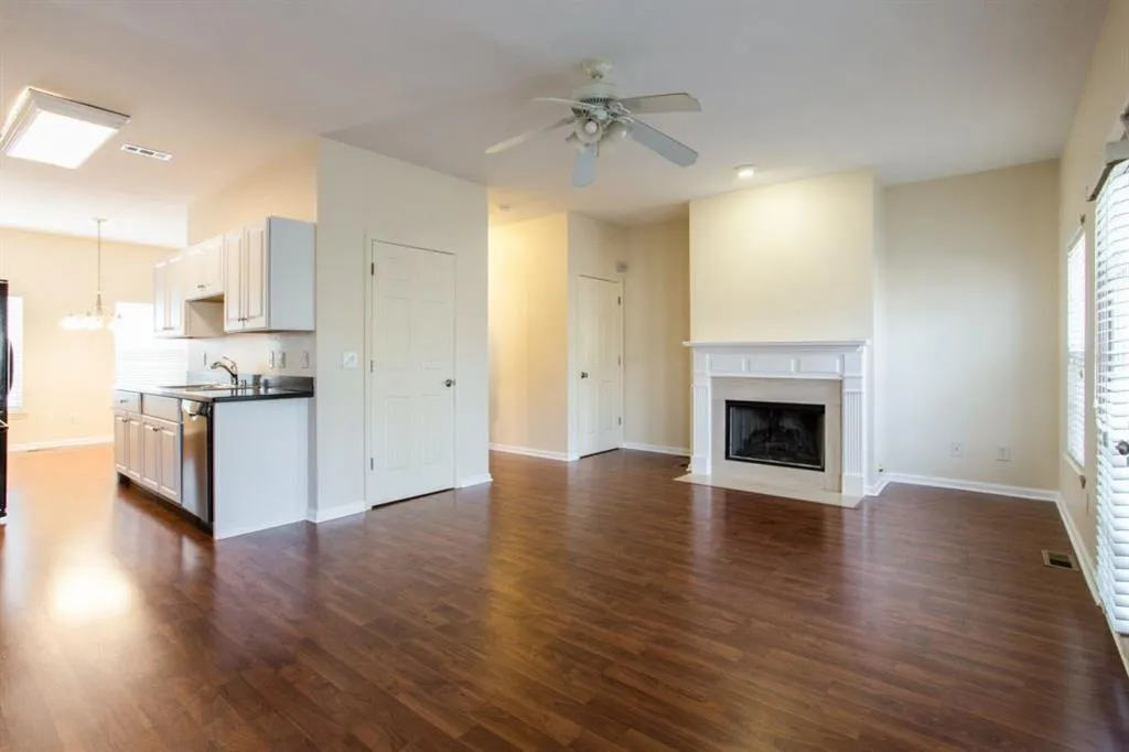 1804 Masons Creek Circle, Atlanta, Georgia 30350, 3 Bedrooms Bedrooms, ,3 BathroomsBathrooms,Residential,Sold,1804 Masons Creek Circle,5948124
