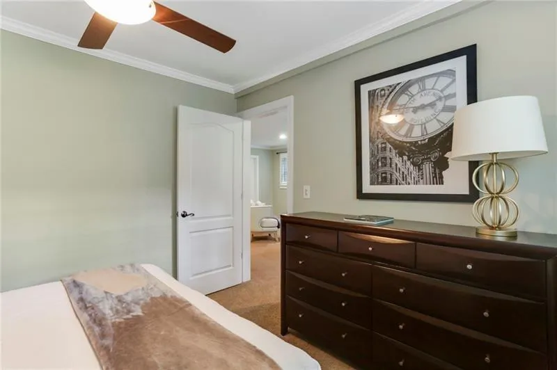 4690 High Point Road, Atlanta, Georgia 30342, 4 Bedrooms Bedrooms, ,3 BathroomsBathrooms,Residential,Sold,4690 High Point Road,6749880