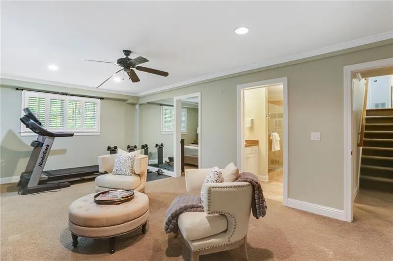 4690 High Point Road, Atlanta, Georgia 30342, 4 Bedrooms Bedrooms, ,3 BathroomsBathrooms,Residential,Sold,4690 High Point Road,6749880