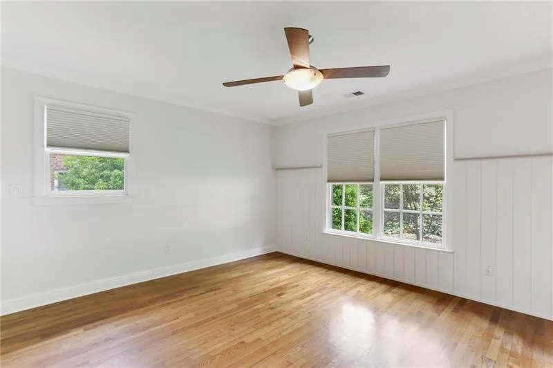 4690 High Point Road, Atlanta, Georgia 30342, 4 Bedrooms Bedrooms, ,3 BathroomsBathrooms,Residential,Sold,4690 High Point Road,6749880