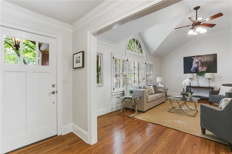 4690 High Point Road, Atlanta, Georgia 30342, 4 Bedrooms Bedrooms, ,3 BathroomsBathrooms,Residential,Sold,4690 High Point Road,6749880