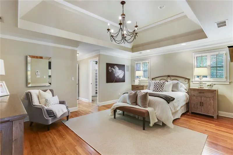 4690 High Point Road, Atlanta, Georgia 30342, 4 Bedrooms Bedrooms, ,3 BathroomsBathrooms,Residential,Sold,4690 High Point Road,6749880