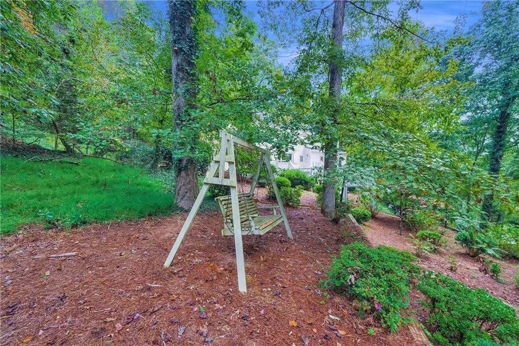 9667 Huntcliff Trace, Sandy Springs, Georgia 30350, 4 Bedrooms Bedrooms, ,4 BathroomsBathrooms,Residential,Sold,9667 Huntcliff Trace,6953382