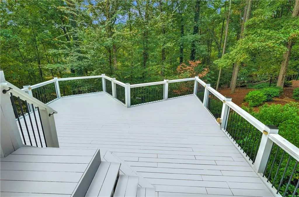 9667 Huntcliff Trace, Sandy Springs, Georgia 30350, 4 Bedrooms Bedrooms, ,4 BathroomsBathrooms,Residential,Sold,9667 Huntcliff Trace,6953382