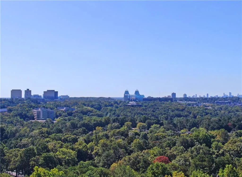 7490 Highland Bluff, Atlanta, Georgia 30328, 3 Bedrooms Bedrooms, ,3 BathroomsBathrooms,Residential,Sold,7490 Highland Bluff,6787417