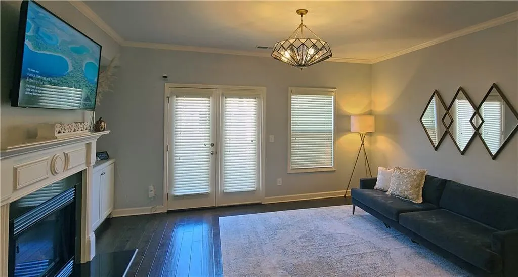 7490 Highland Bluff, Atlanta, Georgia 30328, 3 Bedrooms Bedrooms, ,3 BathroomsBathrooms,Residential,Sold,7490 Highland Bluff,6787417