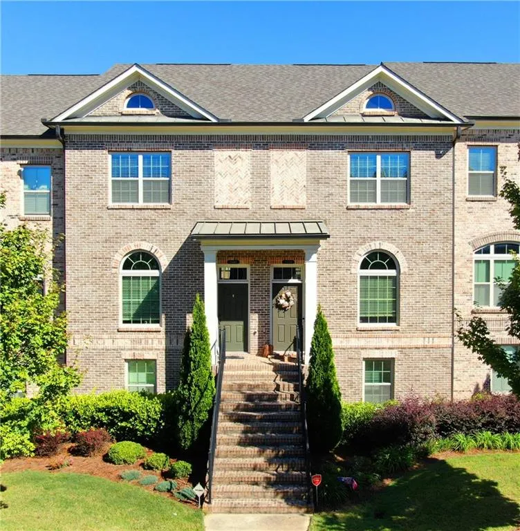 7490 Highland Bluff, Atlanta, Georgia 30328, 3 Bedrooms Bedrooms, ,3 BathroomsBathrooms,Residential,Sold,7490 Highland Bluff,6787417