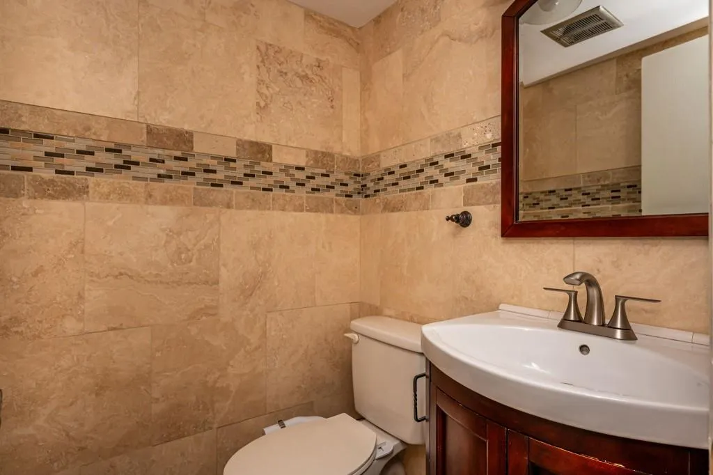 136 Peachtree Memorial Drive Nw Unit Pa4, Atlanta, Georgia 30309, 2 Bedrooms Bedrooms, ,1 BathroomBathrooms,Residential,For Sale,136 Peachtree Memorial Drive Nw Unit Pa4,7600318