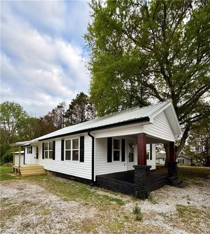 525 Wildcat Bridge Road, Royston, Georgia 30662
