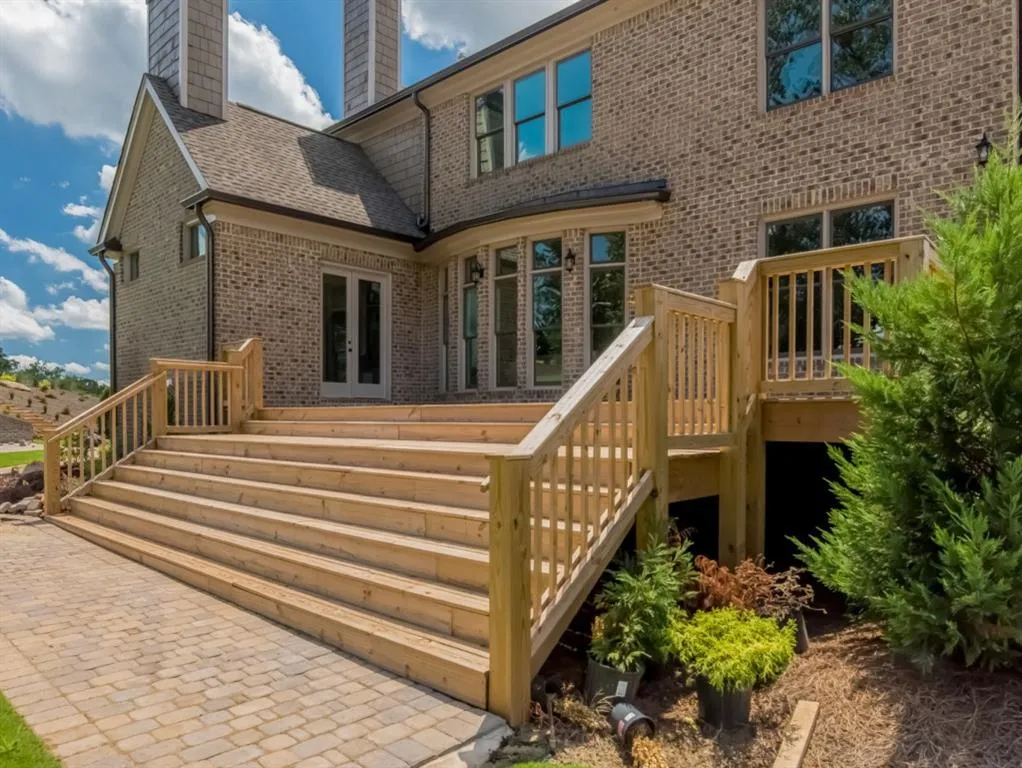 660 Coley Oaks Court, Sandy Springs, Georgia 30350, 5 Bedrooms Bedrooms, ,5 BathroomsBathrooms,Residential,Sold,660 Coley Oaks Court,5736326