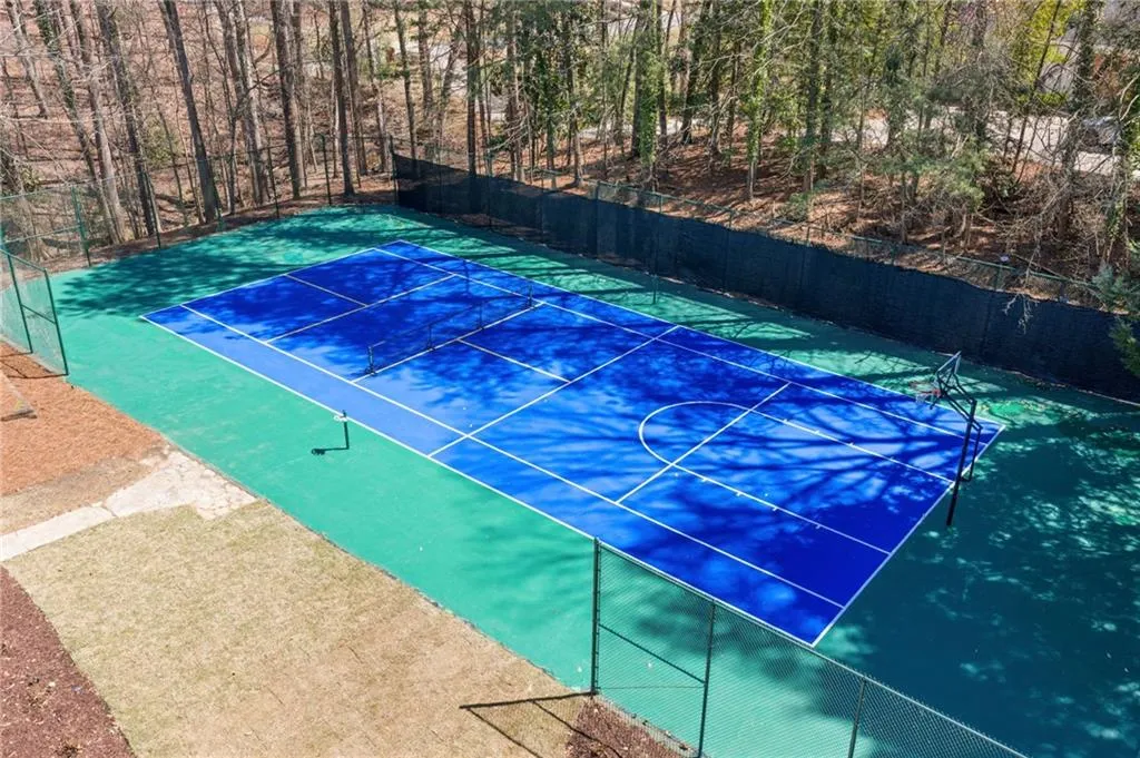 14 Ball Creek Way, Atlanta, Georgia 30350, 6 Bedrooms Bedrooms, ,5 BathroomsBathrooms,Residential,For Sale,14 Ball Creek Way,7738408