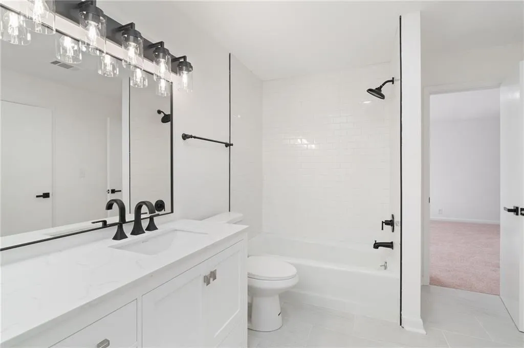 14 Ball Creek Way, Atlanta, Georgia 30350, 6 Bedrooms Bedrooms, ,5 BathroomsBathrooms,Residential,For Sale,14 Ball Creek Way,7738408