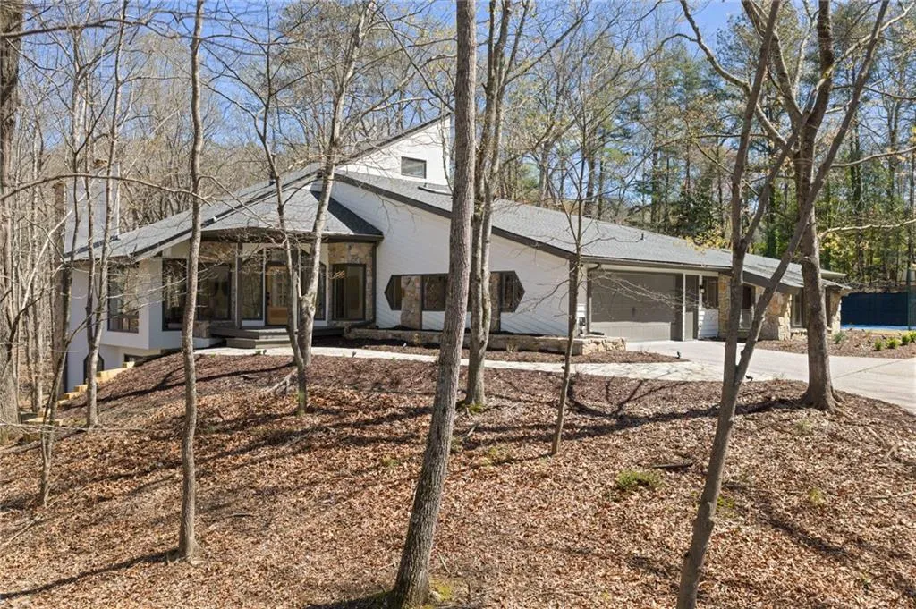 14 Ball Creek Way, Atlanta, Georgia 30350, 6 Bedrooms Bedrooms, ,5 BathroomsBathrooms,Residential,For Sale,14 Ball Creek Way,7738408