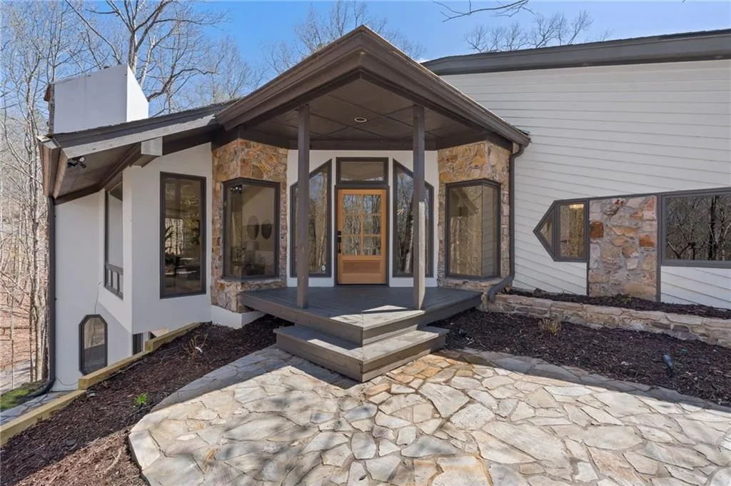 14 Ball Creek Way, Atlanta, Georgia 30350, 6 Bedrooms Bedrooms, ,5 BathroomsBathrooms,Residential,For Sale,14 Ball Creek Way,7738408