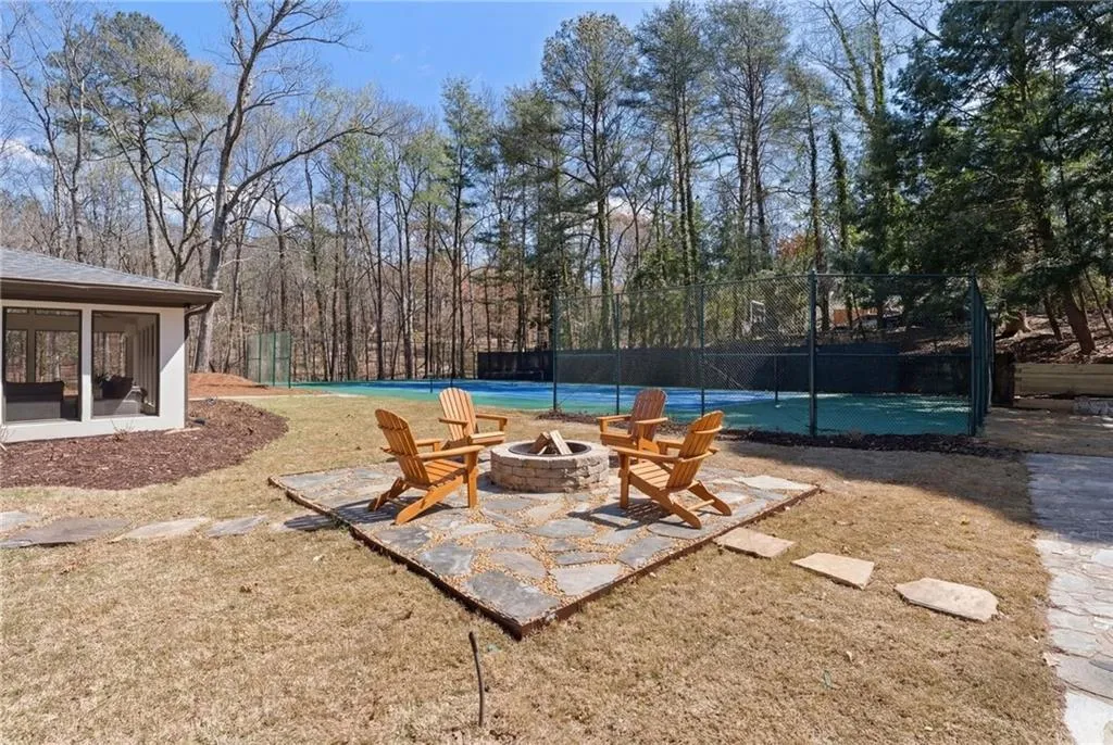 14 Ball Creek Way, Atlanta, Georgia 30350, 6 Bedrooms Bedrooms, ,5 BathroomsBathrooms,Residential,For Sale,14 Ball Creek Way,7738408