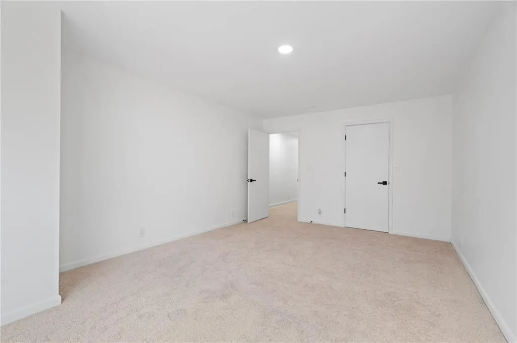 14 Ball Creek Way, Atlanta, Georgia 30350, 6 Bedrooms Bedrooms, ,5 BathroomsBathrooms,Residential,For Sale,14 Ball Creek Way,7738408