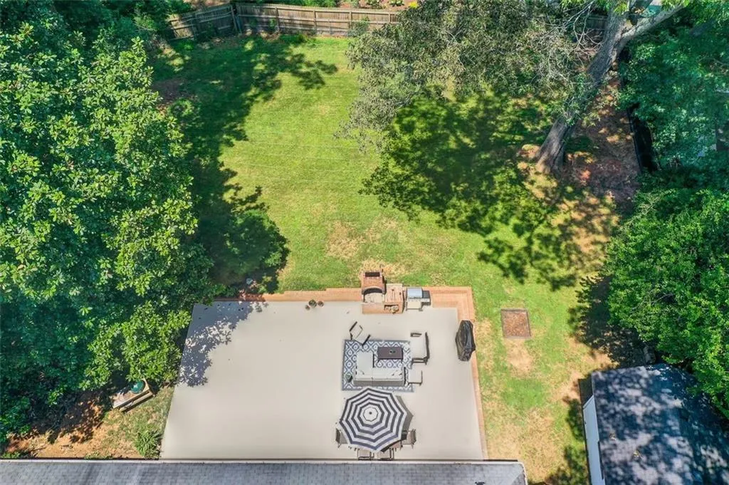 636 Pauley Place, Atlanta, Georgia 30328, 4 Bedrooms Bedrooms, ,3 BathroomsBathrooms,Residential,For Sale,636 Pauley Place,7634600