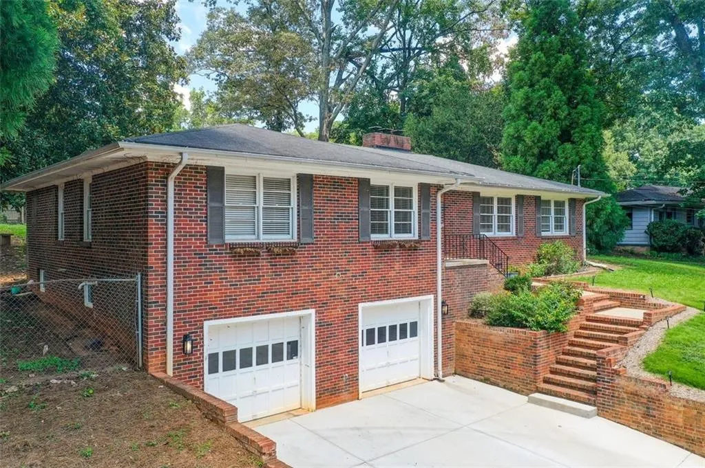 Great 4 sided brick traditional with a great backyard and multi million dollar home on the same street.