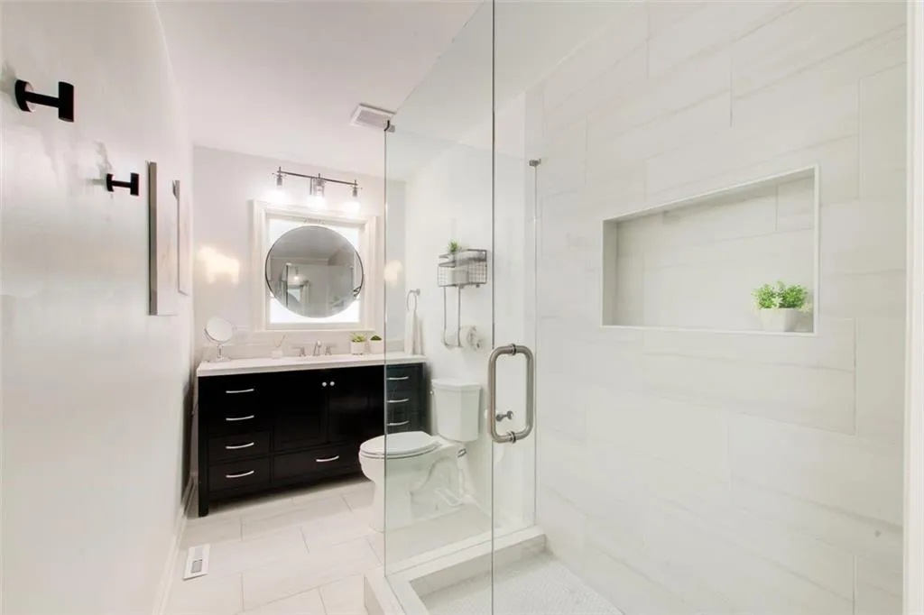 Beautiful renovated bathroom on the main level
