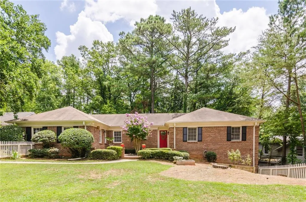 535 Wyncourtney Drive Ne, Sandy Springs, Georgia 30328, 5 Bedrooms Bedrooms, ,2 BathroomsBathrooms,Residential,Sold,535 Wyncourtney Drive Ne,5729250