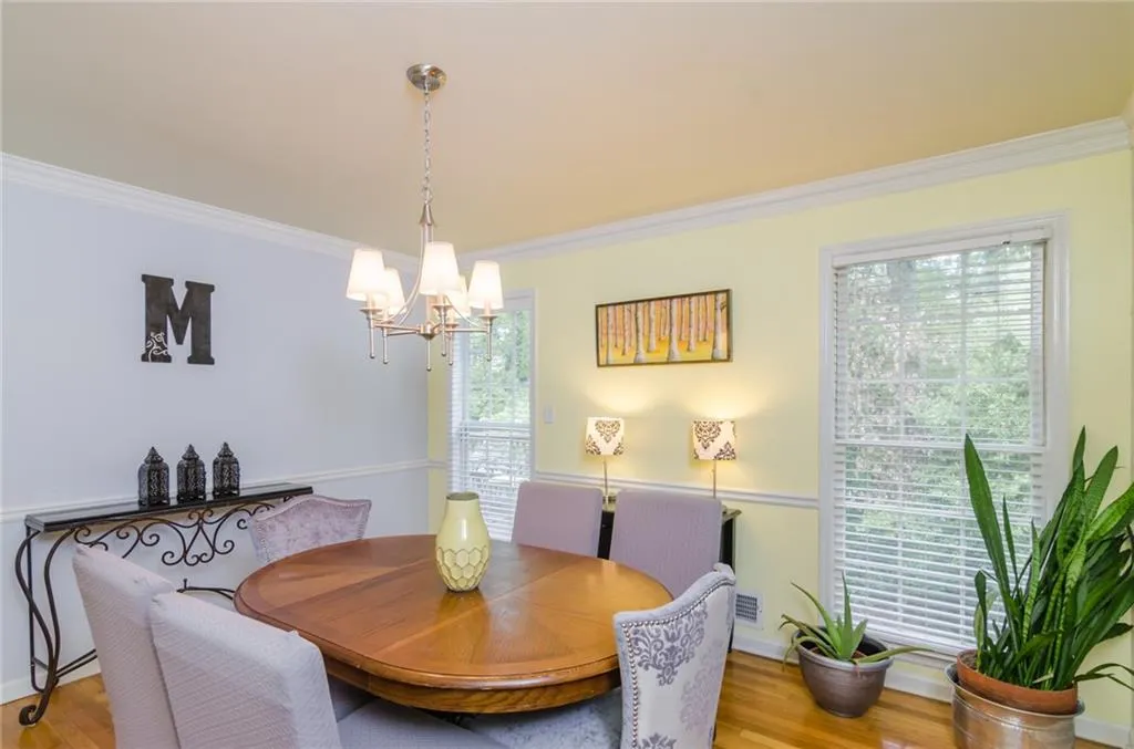 535 Wyncourtney Drive Ne, Sandy Springs, Georgia 30328, 5 Bedrooms Bedrooms, ,2 BathroomsBathrooms,Residential,Sold,535 Wyncourtney Drive Ne,5729250