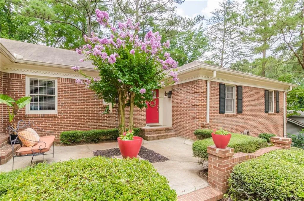 535 Wyncourtney Drive Ne, Sandy Springs, Georgia 30328, 5 Bedrooms Bedrooms, ,2 BathroomsBathrooms,Residential,Sold,535 Wyncourtney Drive Ne,5729250