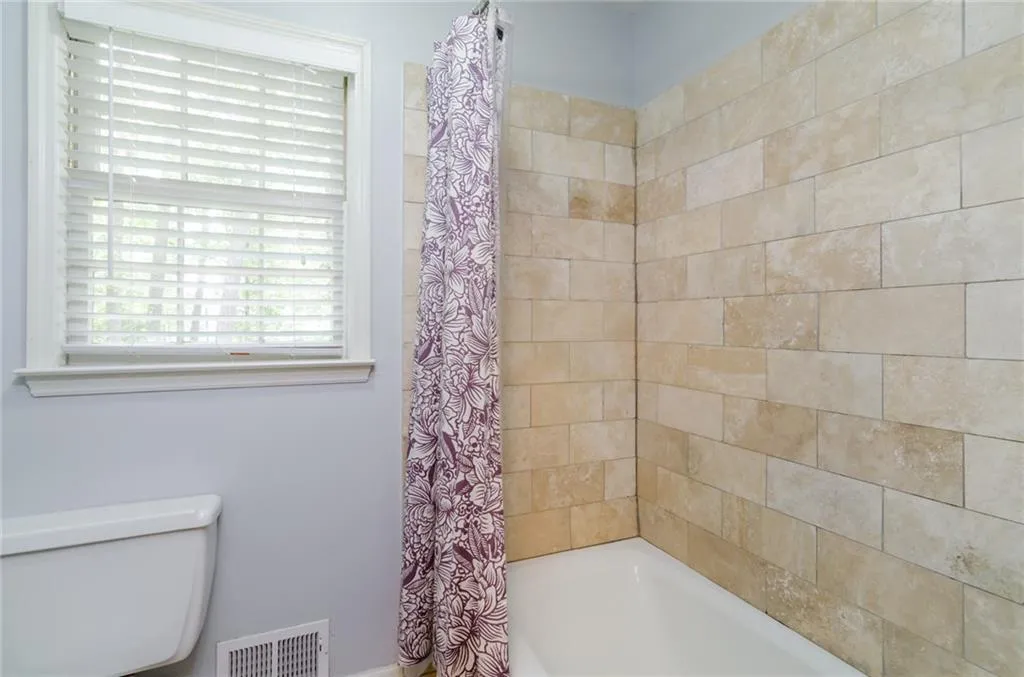 535 Wyncourtney Drive Ne, Sandy Springs, Georgia 30328, 5 Bedrooms Bedrooms, ,2 BathroomsBathrooms,Residential,Sold,535 Wyncourtney Drive Ne,5729250