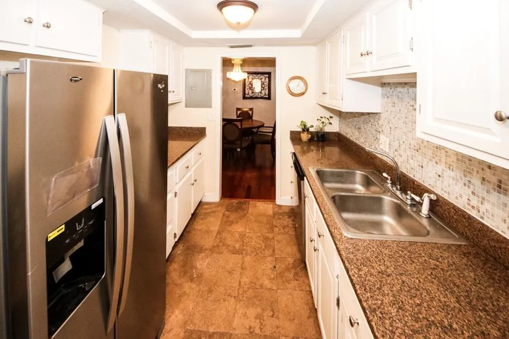 6851 Roswell Road Unit K-3, Sandy Springs, Georgia 30328, 2 Bedrooms Bedrooms, ,2 BathroomsBathrooms,Residential,Sold,6851 Roswell Road Unit K-3,6690196