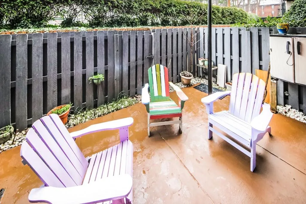 6851 Roswell Road Unit K-3, Sandy Springs, Georgia 30328, 2 Bedrooms Bedrooms, ,2 BathroomsBathrooms,Residential,Sold,6851 Roswell Road Unit K-3,6690196