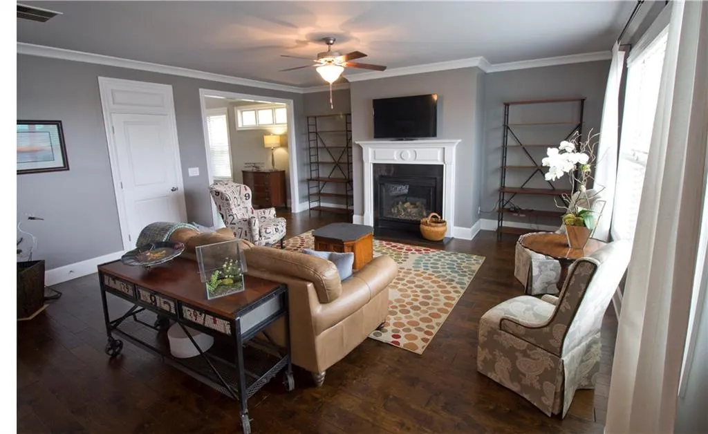 7505 Glisten Avenue, Sandy Springs, Georgia 30328, 4 Bedrooms Bedrooms, ,3 BathroomsBathrooms,Residential,Sold,7505 Glisten Avenue,5689582