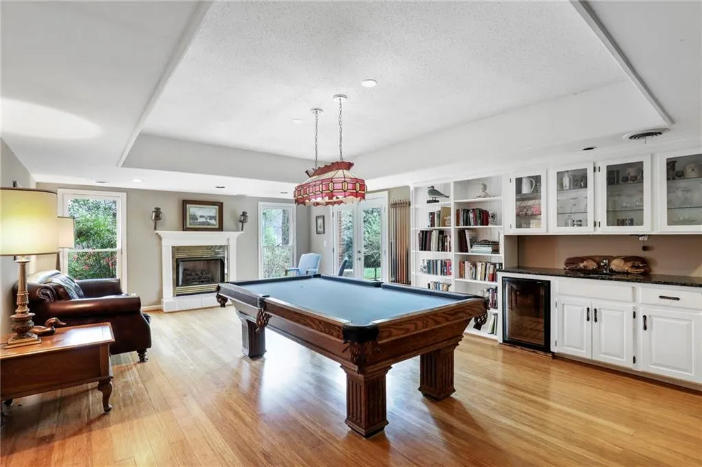 8215 Sullivan Hill Road Road, Sandy Springs, Georgia 30350, 5 Bedrooms Bedrooms, ,4 BathroomsBathrooms,Residential,Sold,8215 Sullivan Hill Road Road,6695608