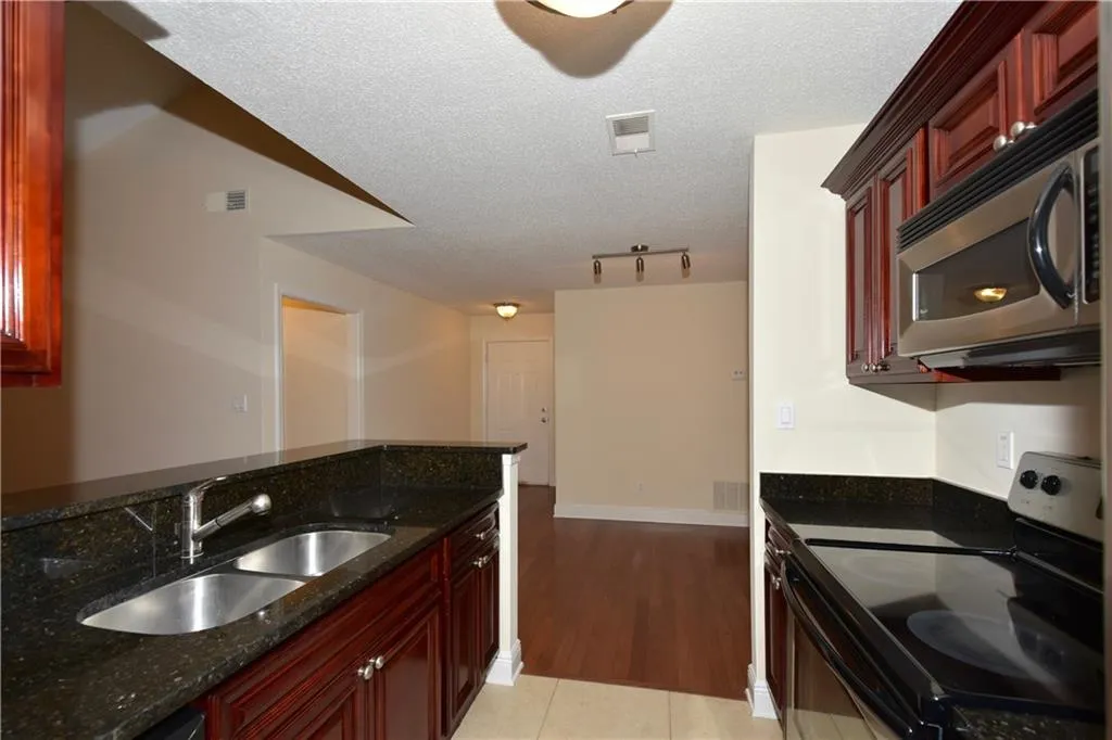 8306 Santa Fe Parkway Unit 8306, Atlanta, Georgia 30350, 2 Bedrooms Bedrooms, ,2 BathroomsBathrooms,Residential,Sold,8306 Santa Fe Parkway Unit 8306,5646914