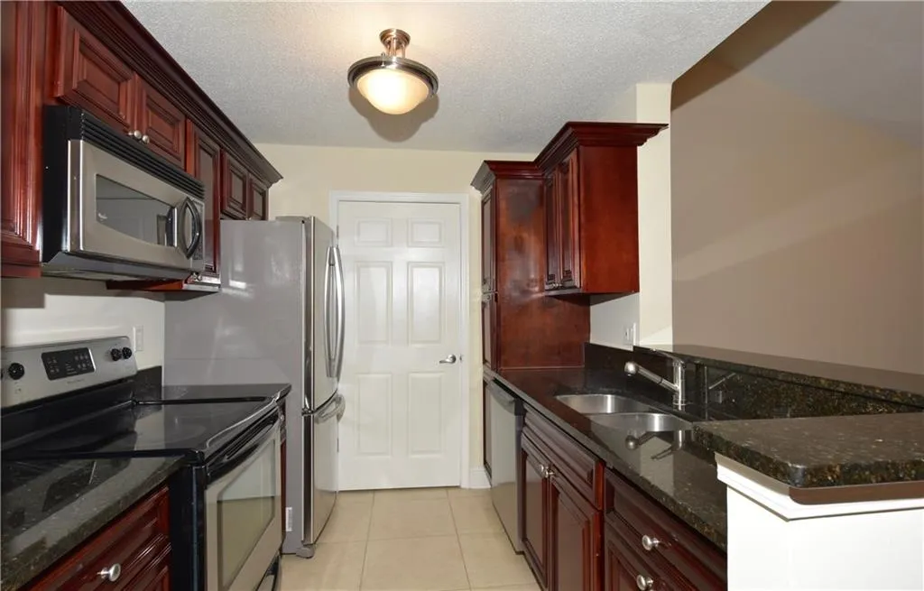 8306 Santa Fe Parkway Unit 8306, Atlanta, Georgia 30350, 2 Bedrooms Bedrooms, ,2 BathroomsBathrooms,Residential,Sold,8306 Santa Fe Parkway Unit 8306,5646914