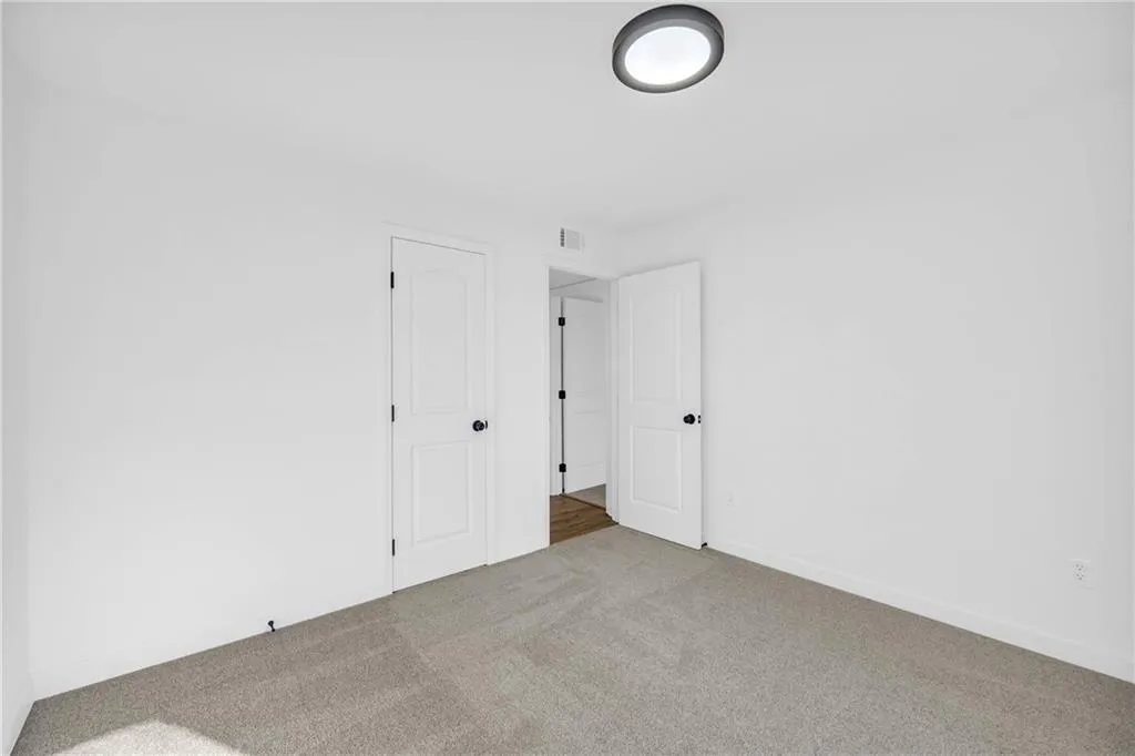 1608 Woodcliff Drive Ne, Atlanta, Georgia 30350, 2 Bedrooms Bedrooms, ,2 BathroomsBathrooms,Residential,Sold,1608 Woodcliff Drive Ne,7500734
