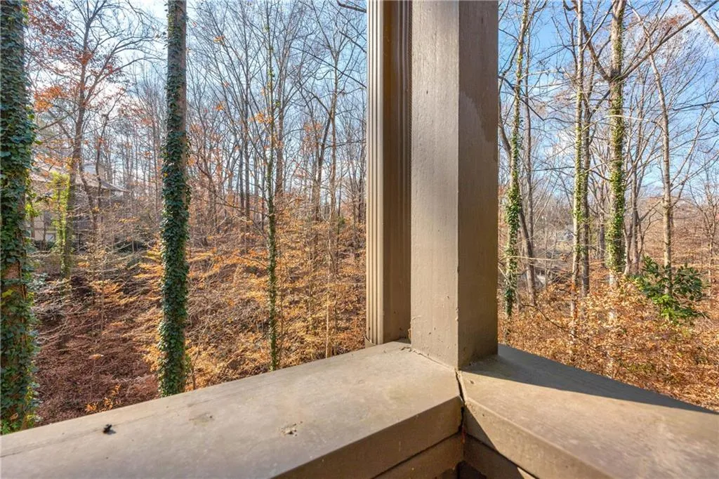 1608 Woodcliff Drive Ne, Atlanta, Georgia 30350, 2 Bedrooms Bedrooms, ,2 BathroomsBathrooms,Residential,Sold,1608 Woodcliff Drive Ne,7500734