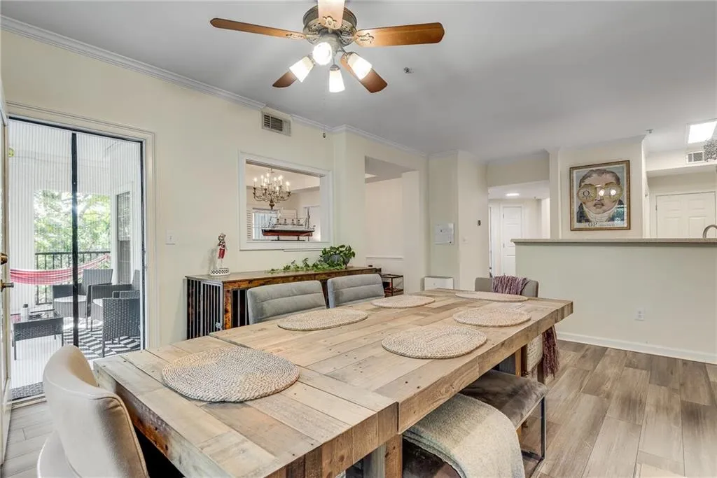 3275 Lenox Road Ne Unit 108, Atlanta, Georgia 30324, 2 Bedrooms Bedrooms, 0 ,2 BathroomsBathrooms,Residential,For Sale,3275 Lenox Road Ne Unit 108,7850796