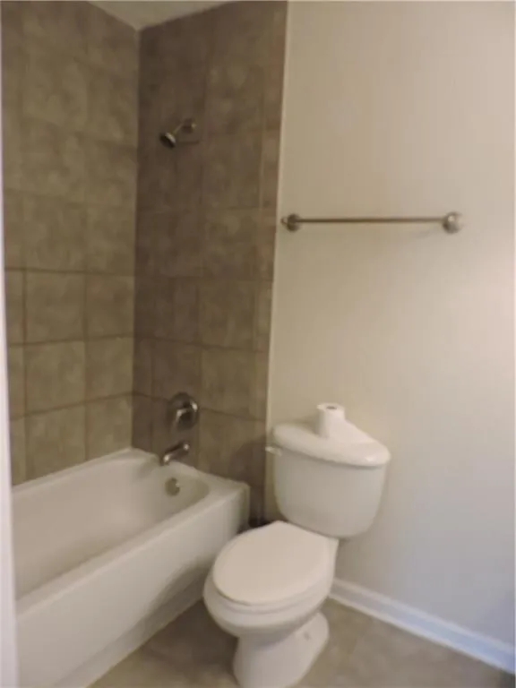 135 N River Drive N Unit A, Atlanta, Georgia 30350, 2 Bedrooms Bedrooms, ,2 BathroomsBathrooms,Residential,Sold,135 N River Drive N Unit A,6025211