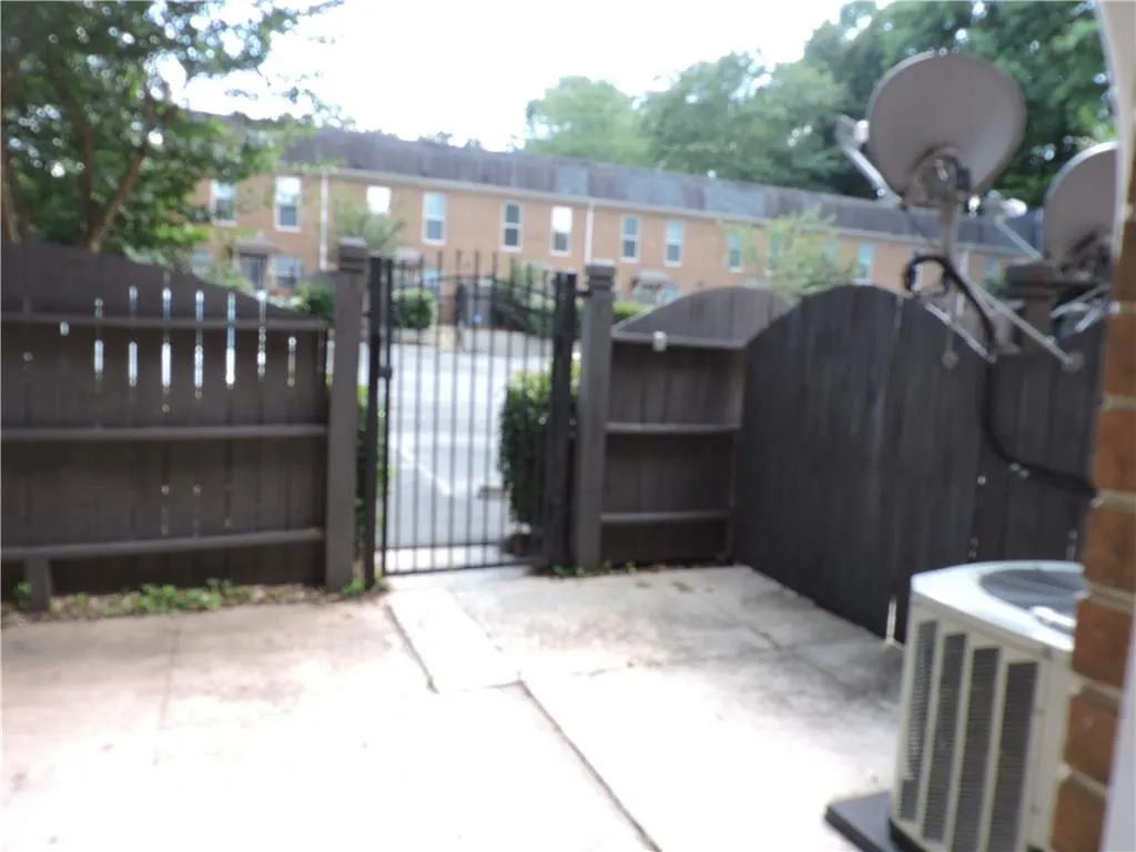 135 N River Drive N Unit A, Atlanta, Georgia 30350, 2 Bedrooms Bedrooms, ,2 BathroomsBathrooms,Residential,Sold,135 N River Drive N Unit A,6025211