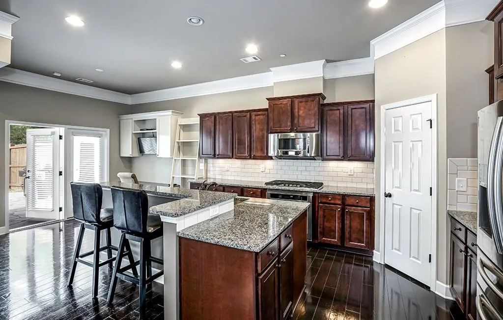 121 Barkley Lane, Atlanta, Georgia 30328, 3 Bedrooms Bedrooms, ,3 BathroomsBathrooms,Residential,Sold,121 Barkley Lane,5787001