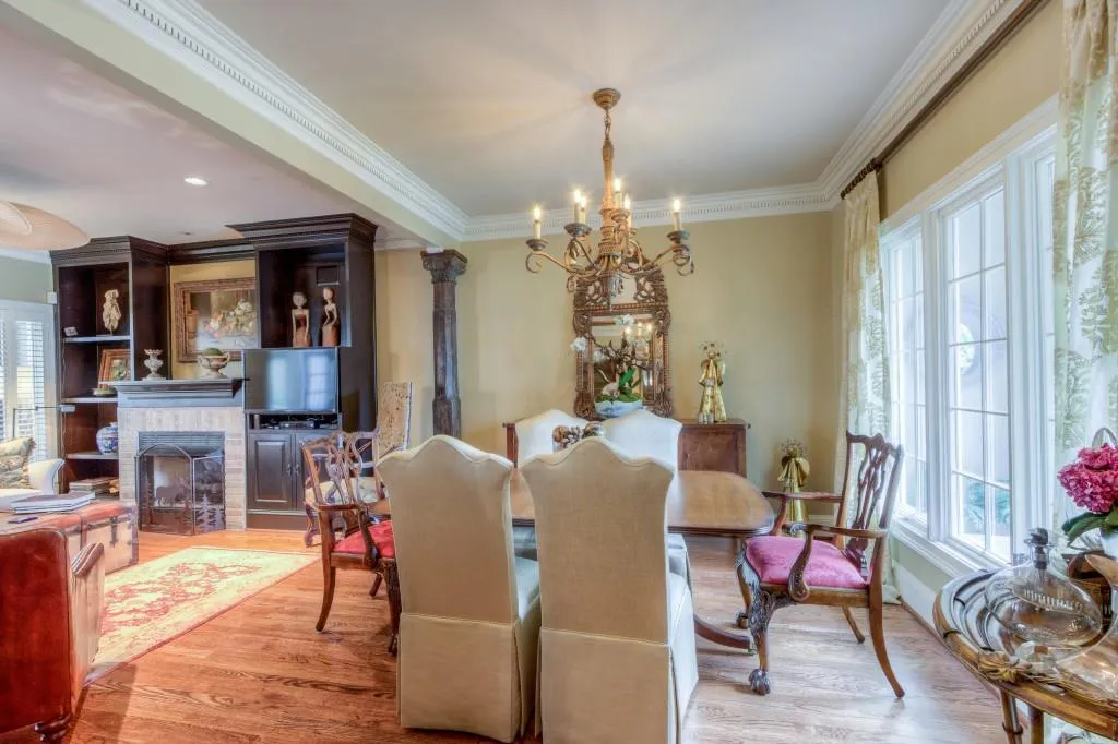 35 Paces West Place Unit 35, Atlanta, Georgia 30327, 3 Bedrooms Bedrooms, ,2 BathroomsBathrooms,Residential,Sold,35 Paces West Place Unit 35,5826717